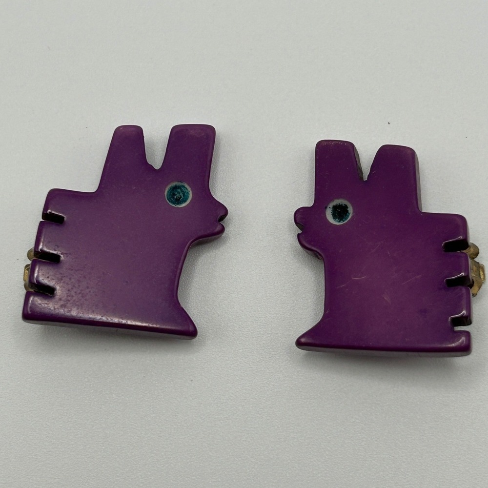 Vintage Purple Abstract Dog Plastic Clip On Earrings Retro Kitsch Novelty